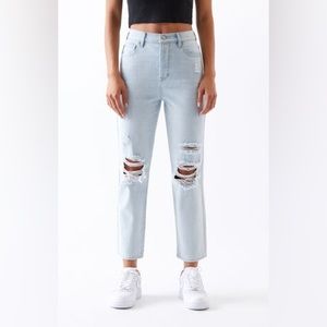 Distressed Hollister Regular Jeans